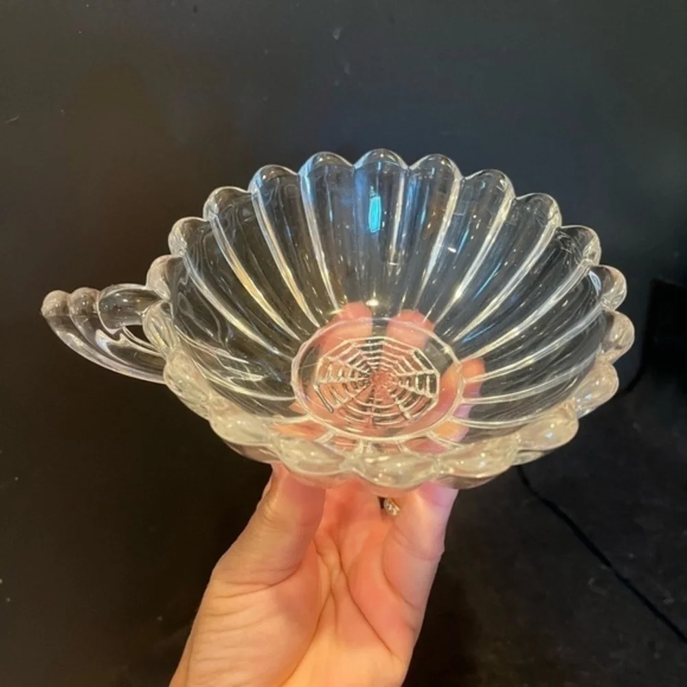 Vintage Manganese UV Reactive Glass Single Handle Bowl Dish